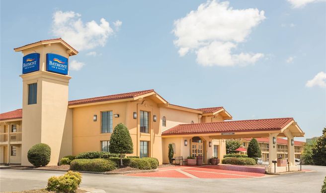 Baymont Inn & Suites Greenville Exterior