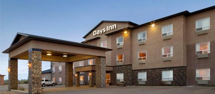 Days Inn Innisfail Exterior
