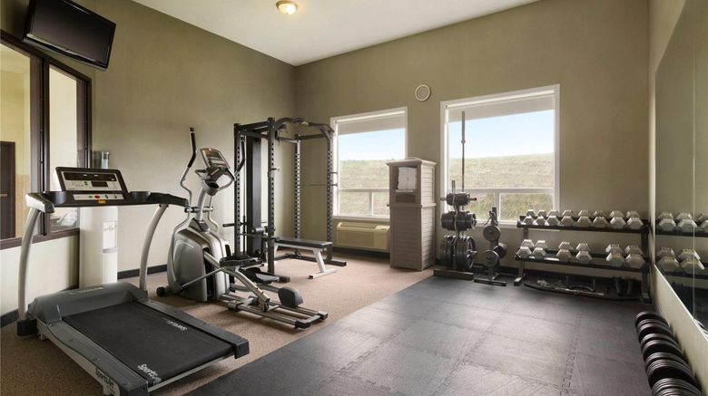 <b>Days Inn Innisfail Health</b>. Images powered by <a href="https://iceportal.shijigroup.com/" title="IcePortal" target="_blank">IcePortal</a>.
