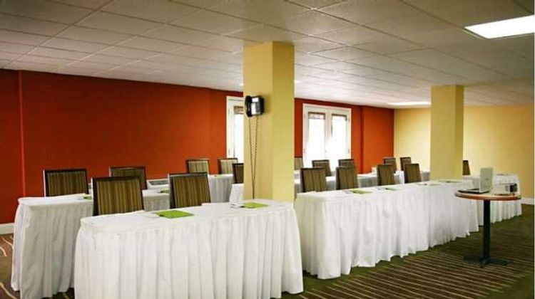 Spark by Hilton Chattanooga Downtown Room