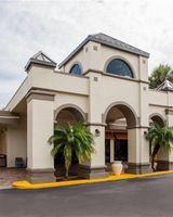 Days Inn & Suites Orlando Airport