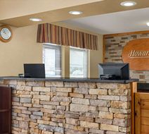 Howard Johnson Pigeon Forge Lobby