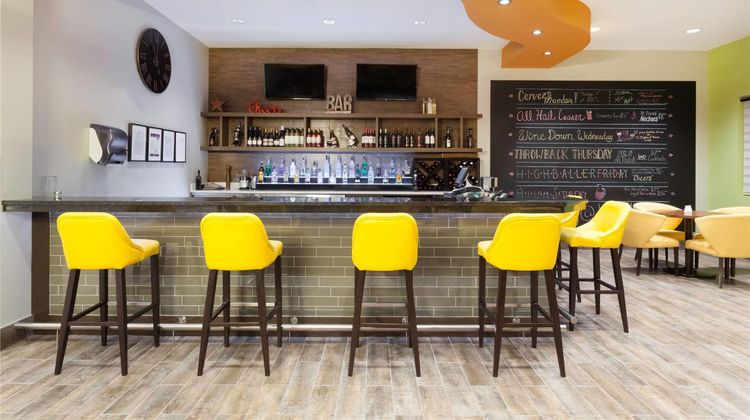Wyndham Garden Edmonton Airport Restaurant