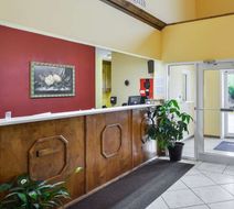 Americas Best Value Inn Lobby