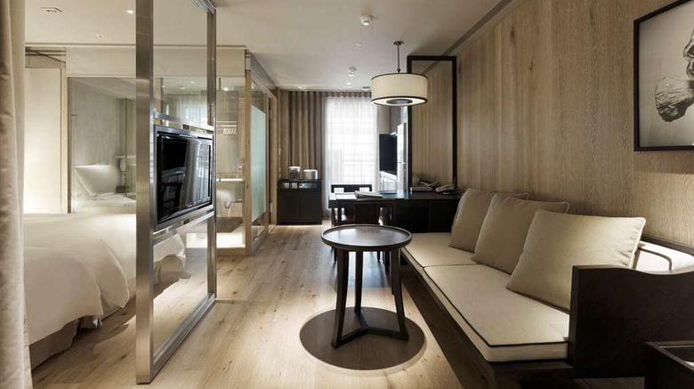 <b>Gloria Residence Taipei Hotel Room</b>. Images powered by <a href="https://iceportal.shijigroup.com/" title="IcePortal" target="_blank">IcePortal</a>.