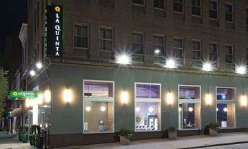 La Quinta Inn/Suites Baltimore Downtown
