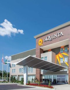 La Quinta Inn & Suites Broken Arrow