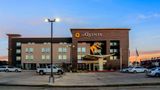 La Quinta Inn & Suites Cypress Exterior