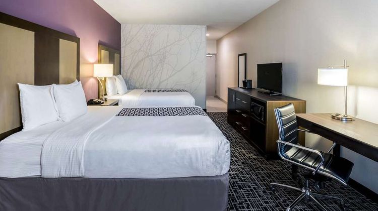 La Quinta Inn & Suites Cypress Room