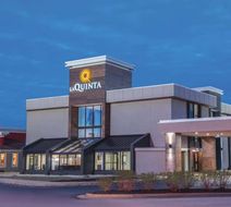 La Quinta Inn & Suites Festus Exterior