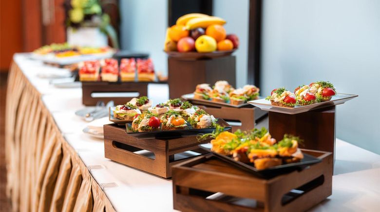 <b>Grand Majestic Plaza Hotel Restaurant</b>. Images powered by <a href="https://iceportal.shijigroup.com/" title="IcePortal" target="_blank">IcePortal</a>.