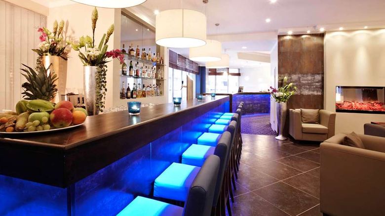 <b>Hotel Domicil Hamburg by Golden Tulip Restaurant</b>. Images powered by <a href="https://iceportal.shijigroup.com/" title="IcePortal" target="_blank">IcePortal</a>.