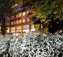 Hotel Domicil Hamburg by Golden Tulip Exterior