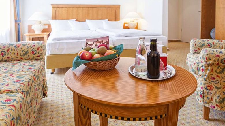 <b>Radisson Hotel Berlin Charlottenburg Room</b>. Images powered by <a href="https://iceportal.shijigroup.com/" title="IcePortal" target="_blank">IcePortal</a>.