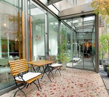 Hotel Bleibtreu Berlin by Golden Tulip Exterior