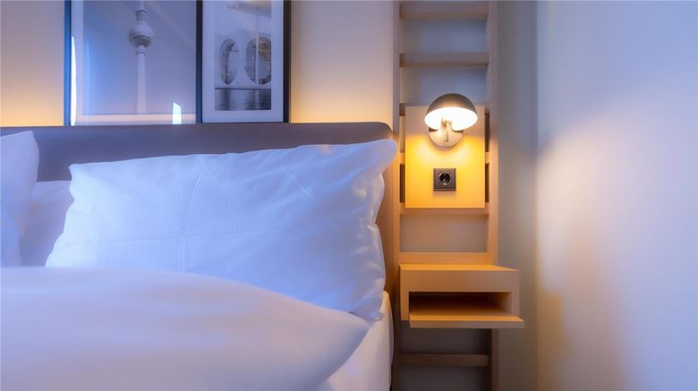 <b>Hotel Bleibtreu Berlin by Golden Tulip Room</b>. Images powered by <a href="https://iceportal.shijigroup.com/" title="IcePortal" target="_blank">IcePortal</a>.