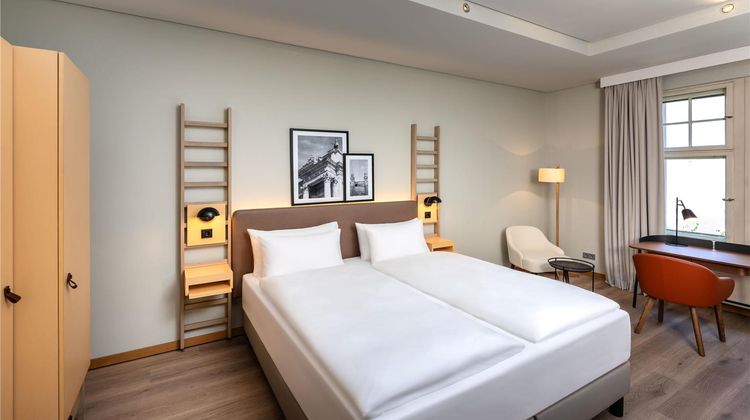 Hotel Bleibtreu Berlin by Golden Tulip Room