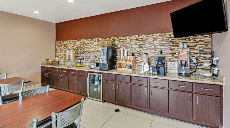 Americas Best Value Inn Houston FM 529 Restaurant