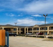 Americas Best Value Inn Houston FM 529 Exterior