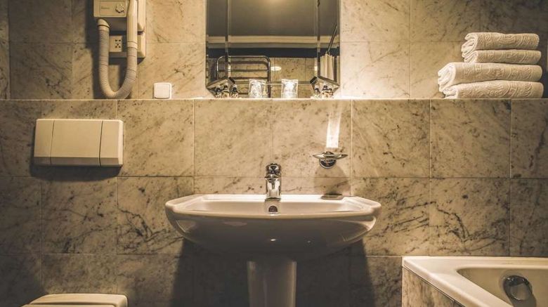 <b>Esplanade Hotel Prague Room</b>. Images powered by <a href="https://iceportal.shijigroup.com/" title="IcePortal" target="_blank">IcePortal</a>.