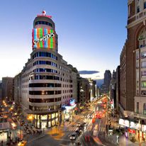 Vincci Capitol Hotel