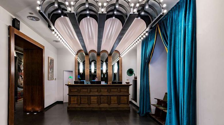<b>Vincci Soho Hotel Lobby</b>. Images powered by <a href="https://iceportal.shijigroup.com/" title="IcePortal" target="_blank">IcePortal</a>.