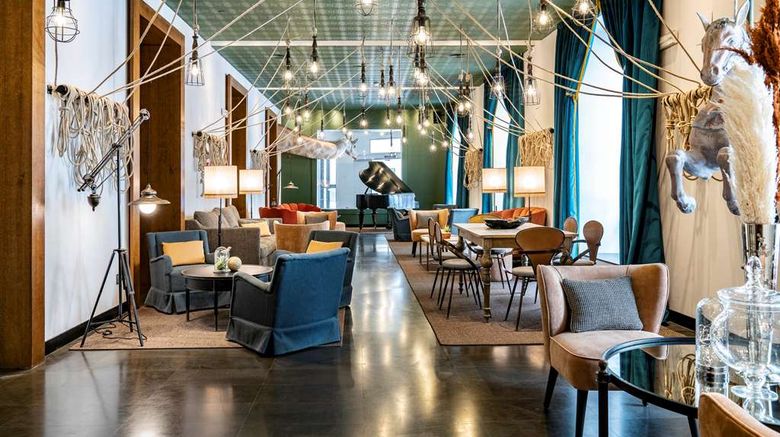 <b>Vincci Soho Hotel Lobby</b>. Images powered by <a href="https://iceportal.shijigroup.com/" title="IcePortal" target="_blank">IcePortal</a>.