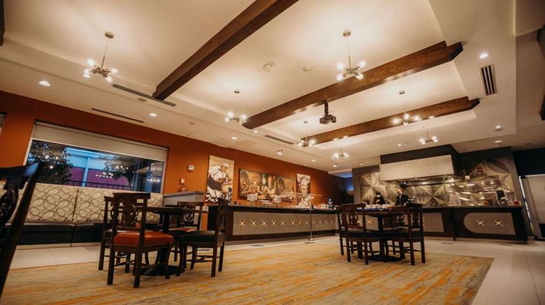 <b>Araiza San Luis Hotel Restaurant</b>. Images powered by <a href="https://iceportal.shijigroup.com/" title="IcePortal" target="_blank">IcePortal</a>.