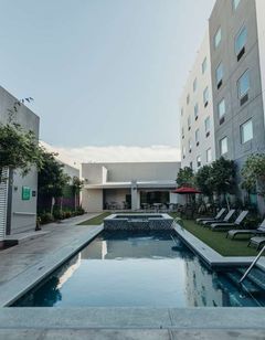 Hotel Mirra