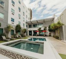 Hotel Mirra Exterior