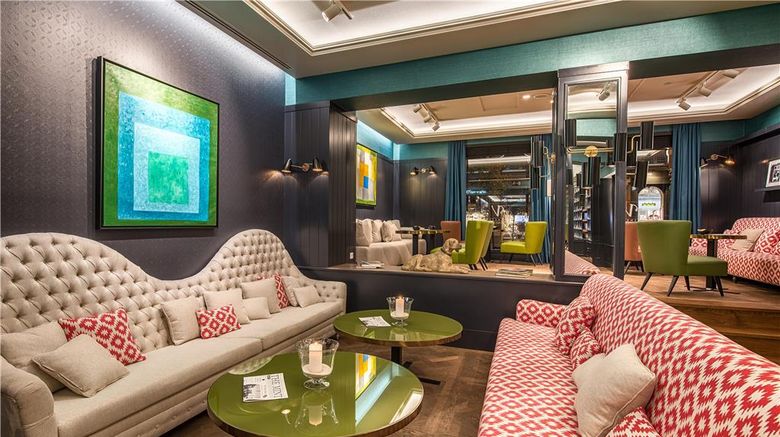 <b>Vincci The Mint Hotel Lobby</b>. Images powered by <a href="https://iceportal.shijigroup.com/" title="IcePortal" target="_blank">IcePortal</a>.