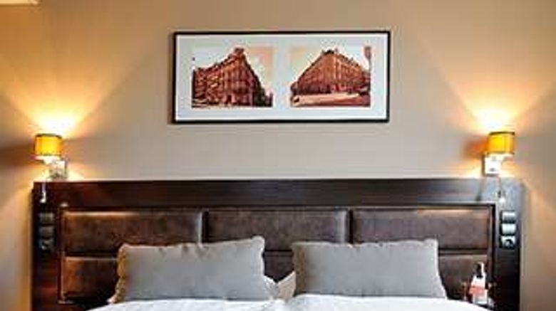 <b>Park Hotel Diament Katowice Suite</b>. Images powered by <a href="https://iceportal.shijigroup.com/" title="IcePortal" target="_blank">IcePortal</a>.