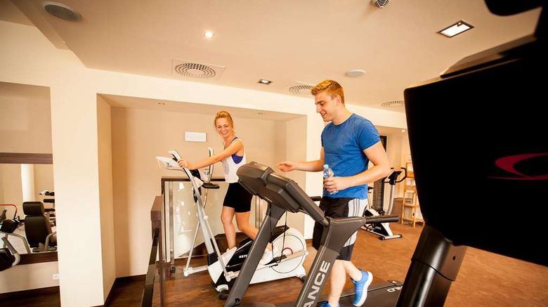 <b>Park Hotel Diament Katowice Health</b>. Images powered by <a href="https://iceportal.shijigroup.com/" title="IcePortal" target="_blank">IcePortal</a>.