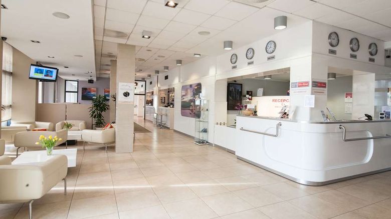 <b>Park Hotel Diament Wroclaw Lobby</b>. Images powered by <a href="https://iceportal.shijigroup.com/" title="IcePortal" target="_blank">IcePortal</a>.