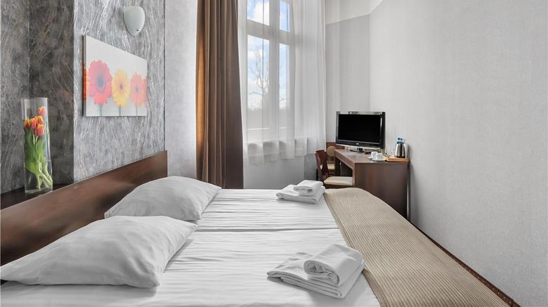 <b>Hotel Diament Economy Gliwice Room</b>. Images powered by <a href="https://iceportal.shijigroup.com/" title="IcePortal" target="_blank">IcePortal</a>.