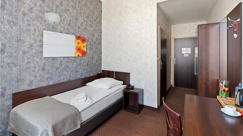 <b>Hotel Diament Economy Gliwice Room</b>. Images powered by <a href="https://iceportal.shijigroup.com/" title="IcePortal" target="_blank">IcePortal</a>.