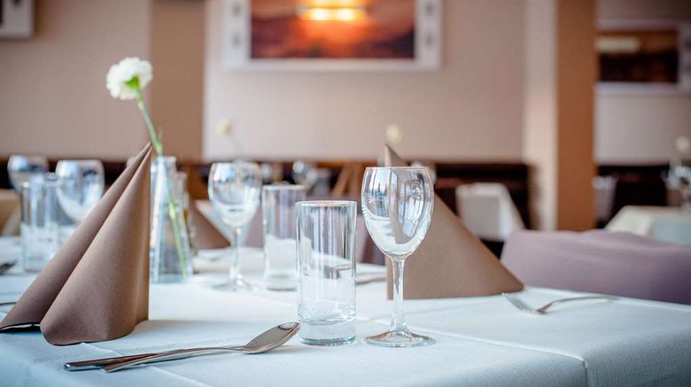 <b>Hotel Diament Ustron Restaurant</b>. Images powered by <a href="https://iceportal.shijigroup.com/" title="IcePortal" target="_blank">IcePortal</a>.