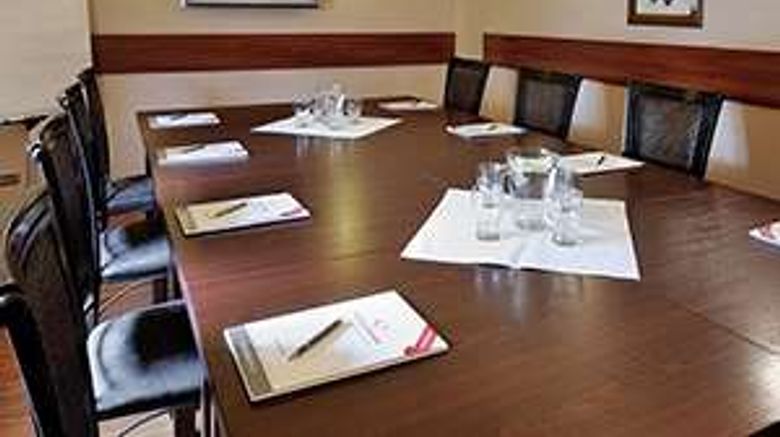 <b>Hotel Diament Vacanza Meeting</b>. Images powered by <a href="https://iceportal.shijigroup.com/" title="IcePortal" target="_blank">IcePortal</a>.