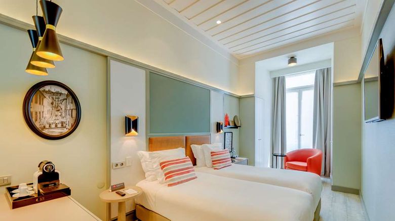 <b>Vincci Baixa Room</b>. Images powered by <a href="https://iceportal.shijigroup.com/" title="IcePortal" target="_blank">IcePortal</a>.