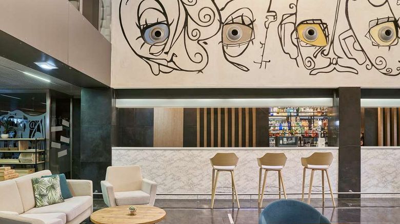 <b>Vincci Zaragoza Zentro Restaurant</b>. Images powered by <a href="https://iceportal.shijigroup.com/" title="IcePortal" target="_blank">IcePortal</a>.