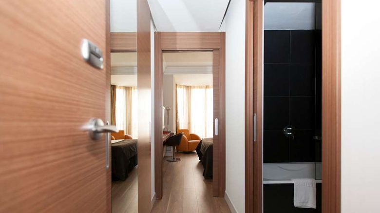 <b>Vincci Zaragoza Zentro Room</b>. Images powered by <a href="https://iceportal.shijigroup.com/" title="IcePortal" target="_blank">IcePortal</a>.