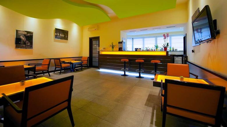<b>Best Western Crystal Palace Hotel Restaurant</b>. Images powered by <a href="https://iceportal.shijigroup.com/" title="IcePortal" target="_blank">IcePortal</a>.