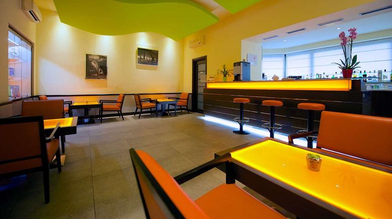 <b>Best Western Crystal Palace Hotel Restaurant</b>. Images powered by <a href="https://iceportal.shijigroup.com/" title="IcePortal" target="_blank">IcePortal</a>.