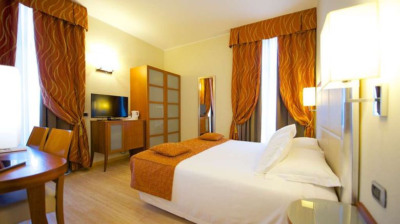 <b>Best Western Crystal Palace Hotel Room</b>. Images powered by <a href="https://iceportal.shijigroup.com/" title="IcePortal" target="_blank">IcePortal</a>.