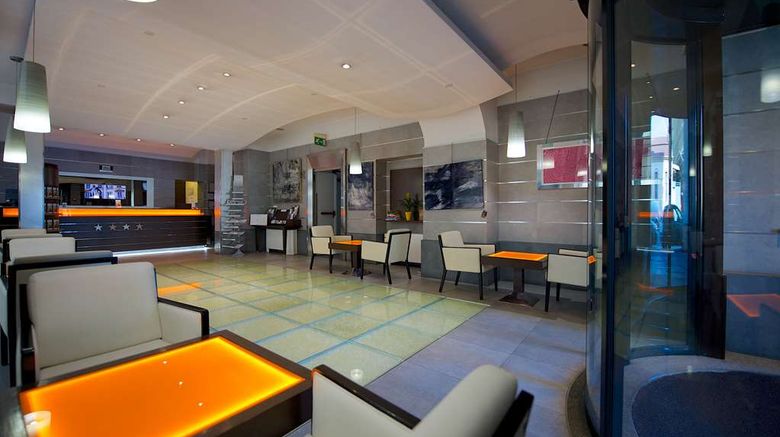 <b>Best Western Crystal Palace Hotel Lobby</b>. Images powered by <a href="https://iceportal.shijigroup.com/" title="IcePortal" target="_blank">IcePortal</a>.
