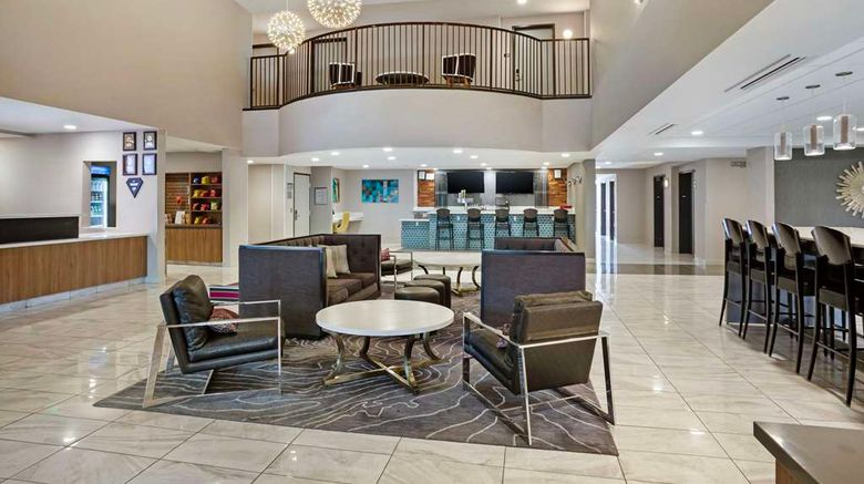 <b>Best Western Plus Coalinga Inn & Suites Lobby</b>. Images powered by <a href="https://iceportal.shijigroup.com/" title="IcePortal" target="_blank">IcePortal</a>.