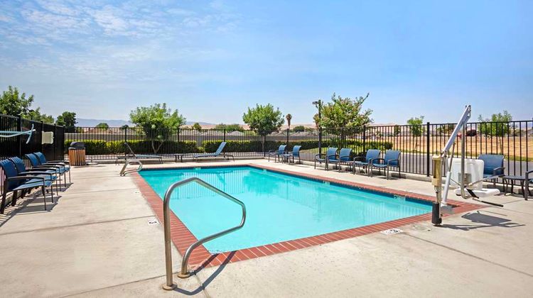 Best Western Plus Coalinga Inn & Suites Pool
