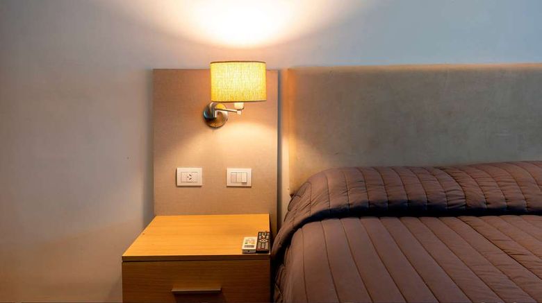 <b>Howard Johnson Plaza Villa Carlos Paz Room</b>. Images powered by <a href="https://iceportal.shijigroup.com/" title="IcePortal" target="_blank">IcePortal</a>.
