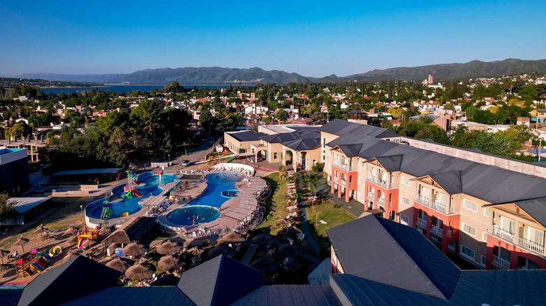 <b>Howard Johnson Plaza Villa Carlos Paz Exterior</b>. Images powered by <a href="https://iceportal.shijigroup.com/" title="IcePortal" target="_blank">IcePortal</a>.