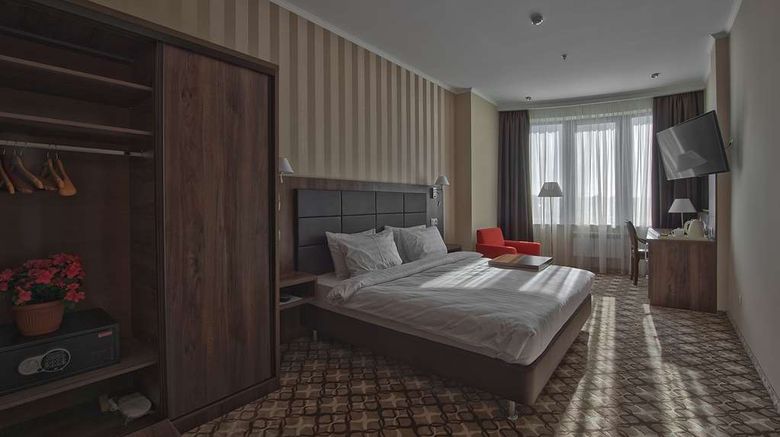 <b>Ramada Hotel & Suites Rostov-on-Don Room</b>. Images powered by <a href="https://iceportal.shijigroup.com/" title="IcePortal" target="_blank">IcePortal</a>.